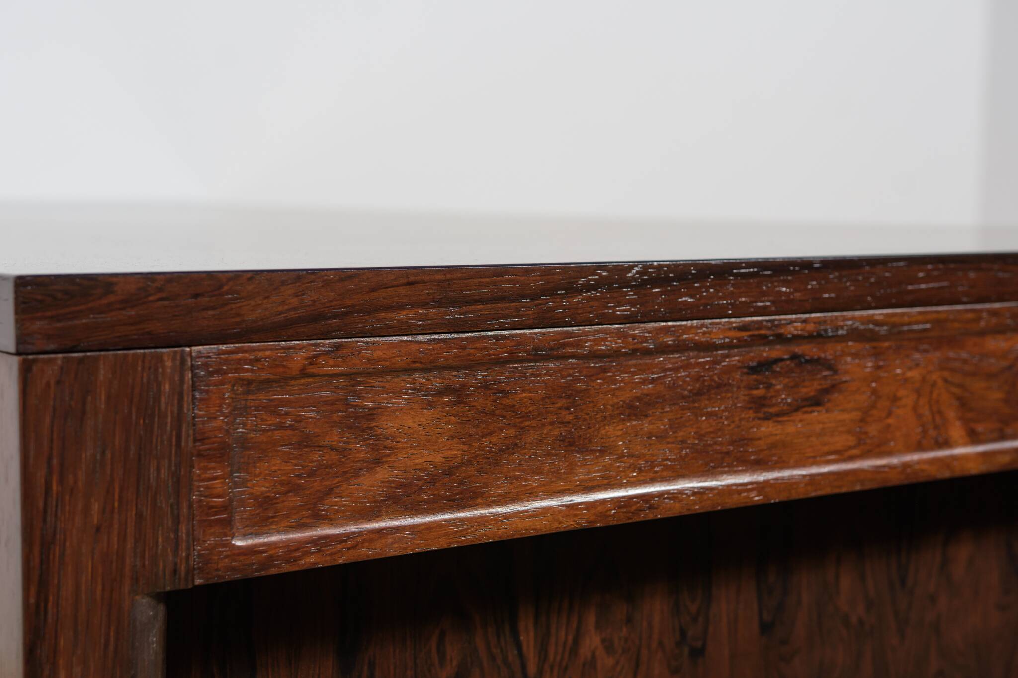 Mid-Century Rosewood Freestanding Desk FD 951 Model Diplomat.