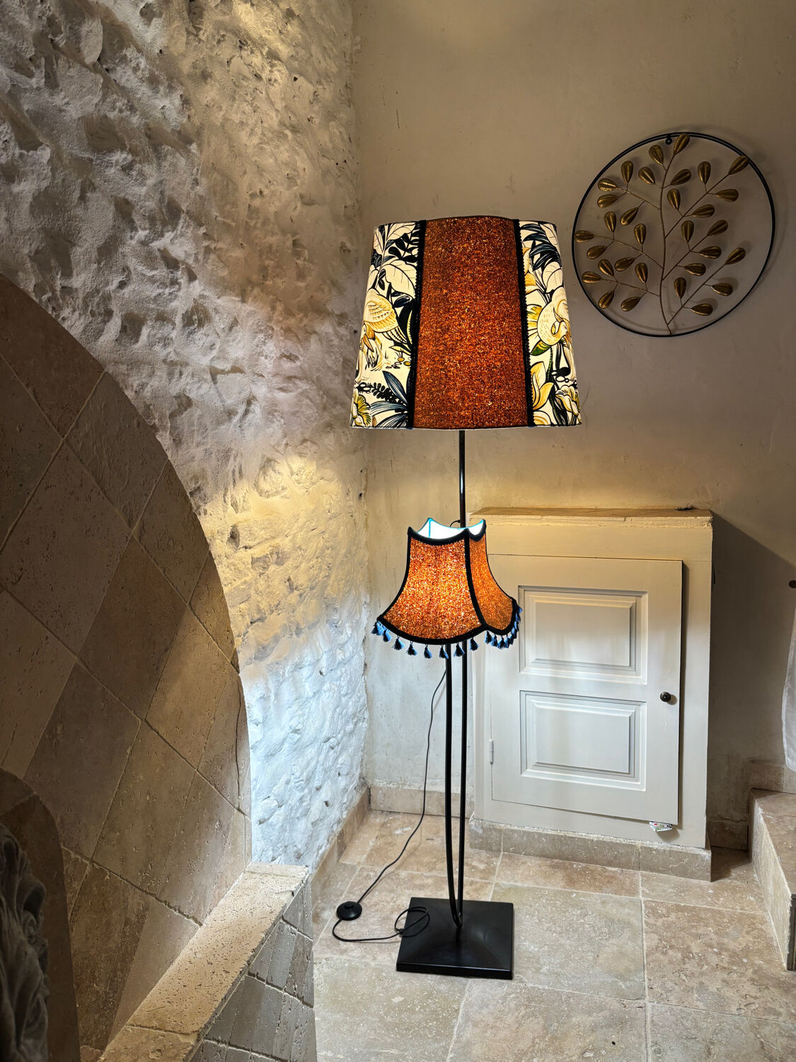 Floor lamp