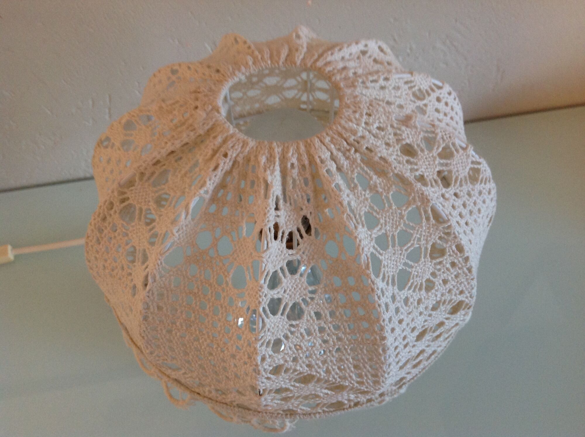 Bedside lamp glass foot and lampshade hook ecru / vintage 60s-70s