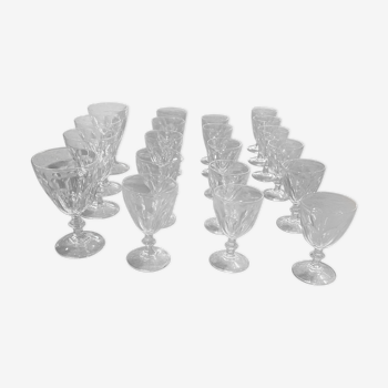 Service of 22 crystal glasses