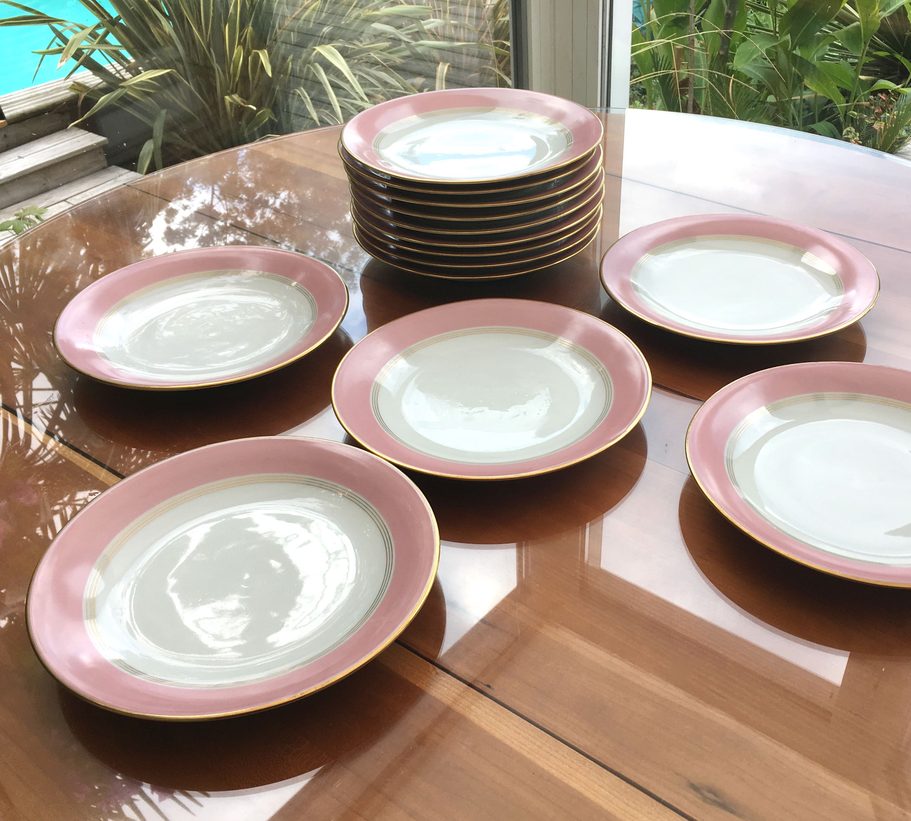 Set of 12 flat plates porcelain from Limoges
