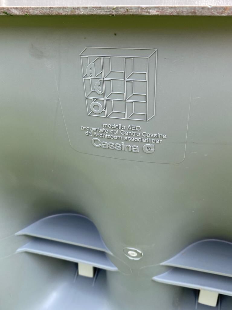 650 aeo Cassina armchair