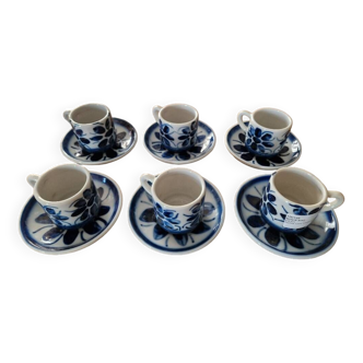 Porcelain coffee cups from Monte Sião (Brazil)
