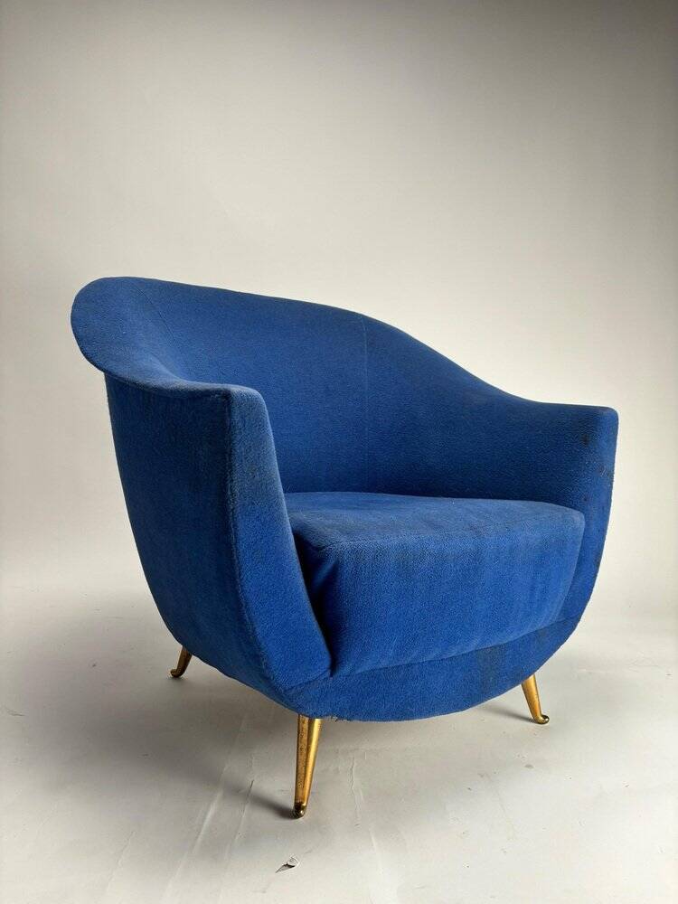 Set of Mid-Century Italian Armchairs attributed to ISA, 1950s