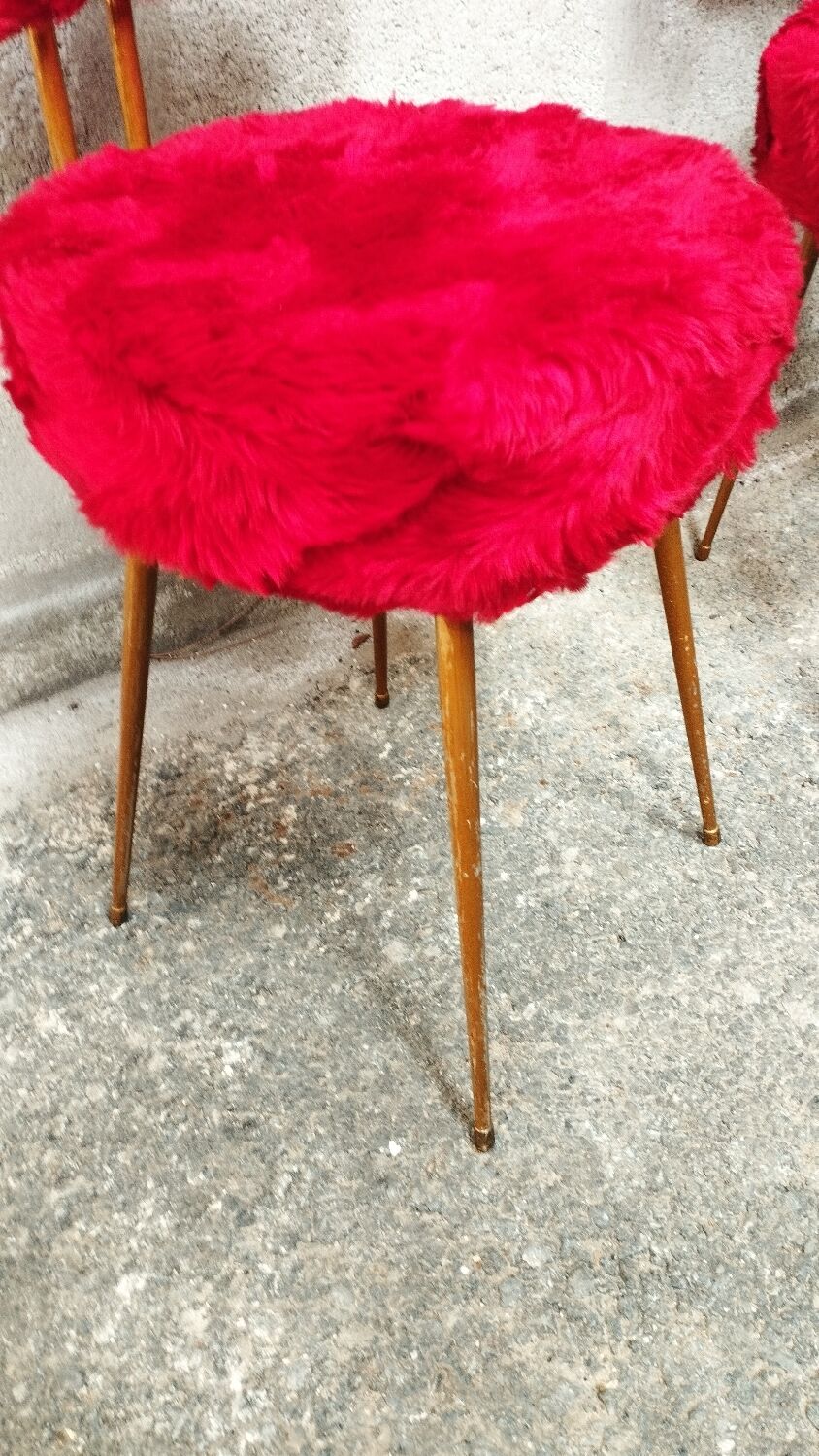 Moumoute Pelfran chairs
