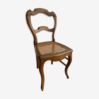 Wooden chairs with canning seat