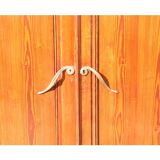 Low wardrobe with closet and drawers