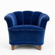 Swedish modern lounge chairs, clam shaped, 1940s Scandinavian design