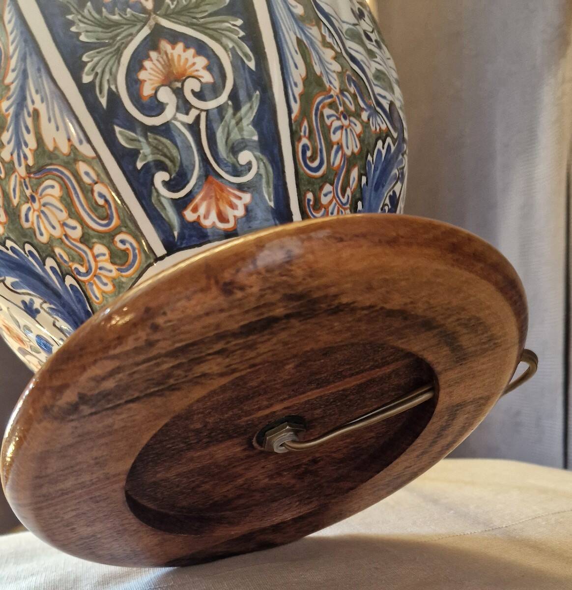 20th-century ceramic lamp