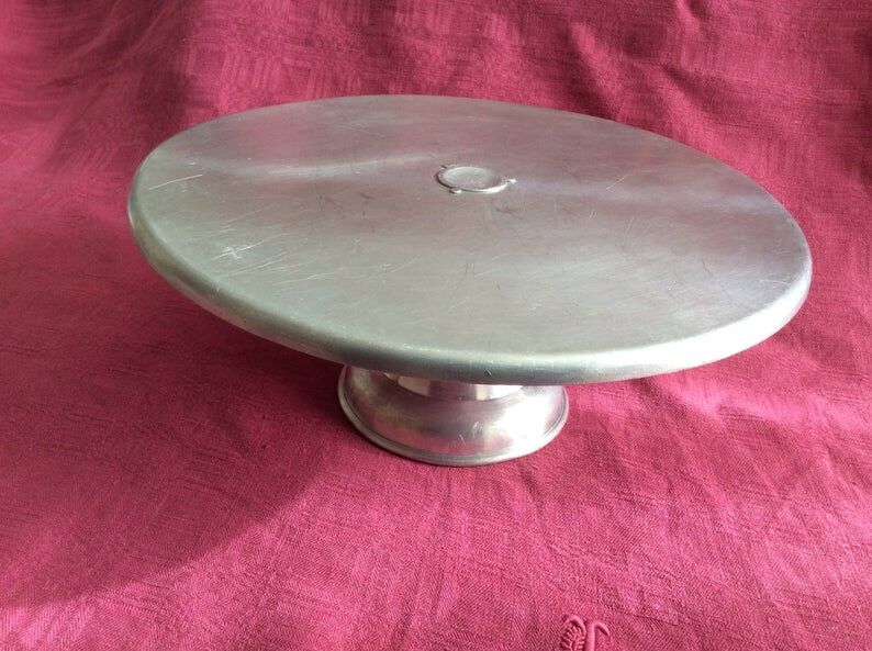 Aluminium cake holder / 1960s