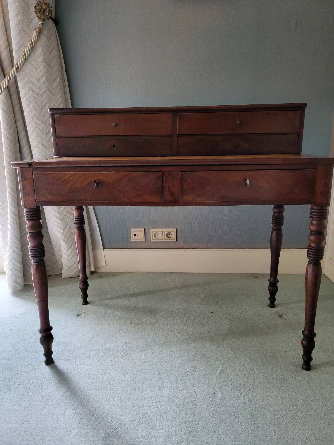 Louis Philippe Office