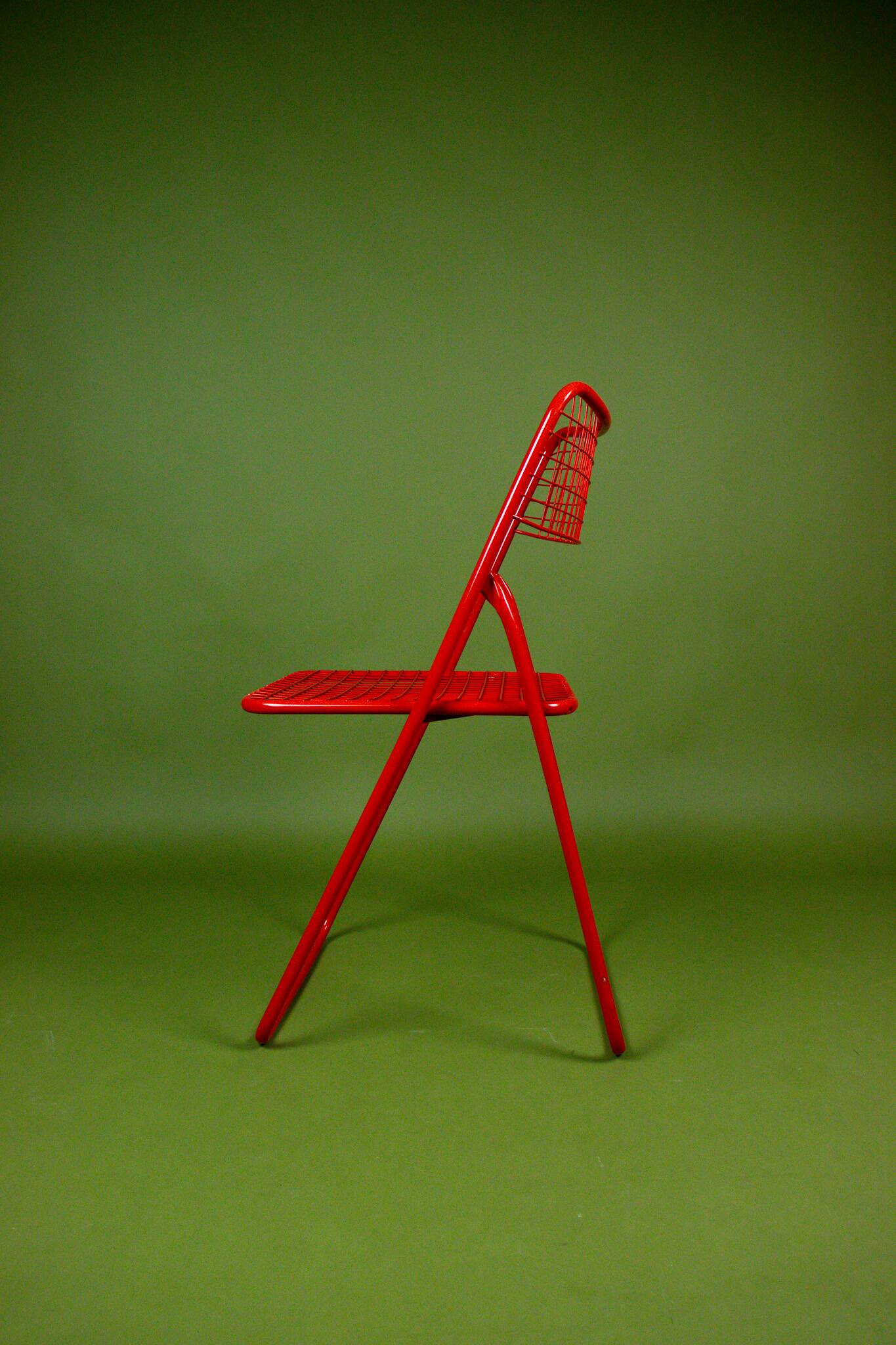 Red metal chair Ted Net Ikea vintage by Niels Gammelgaard