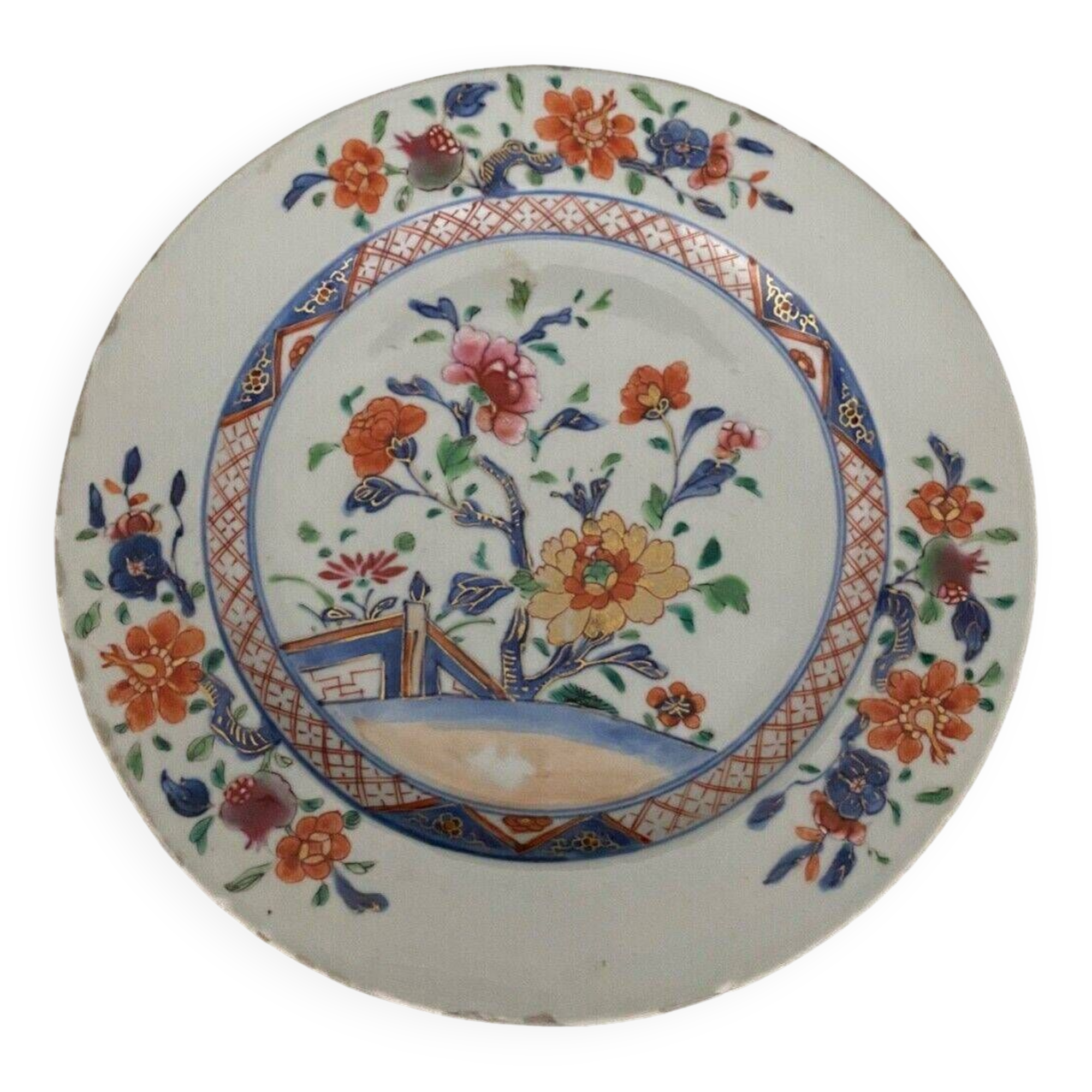 Flat plate in Imari porcelain Japan 19th century floral decoration