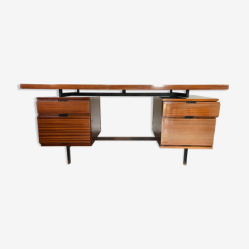 Bureau 1960