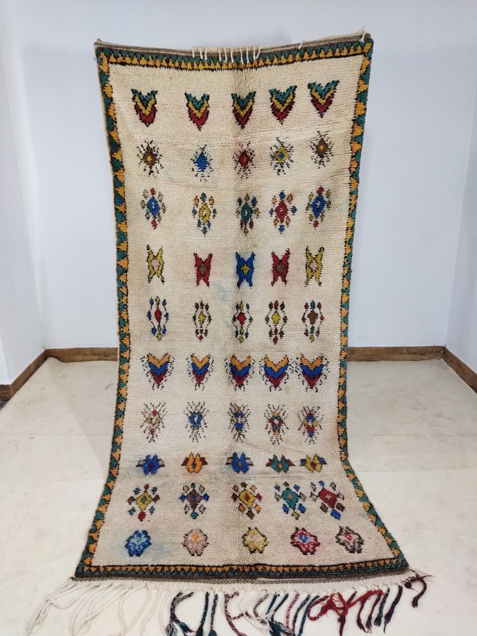 Handmade Moroccan Berber carpet 265 X 120 CM