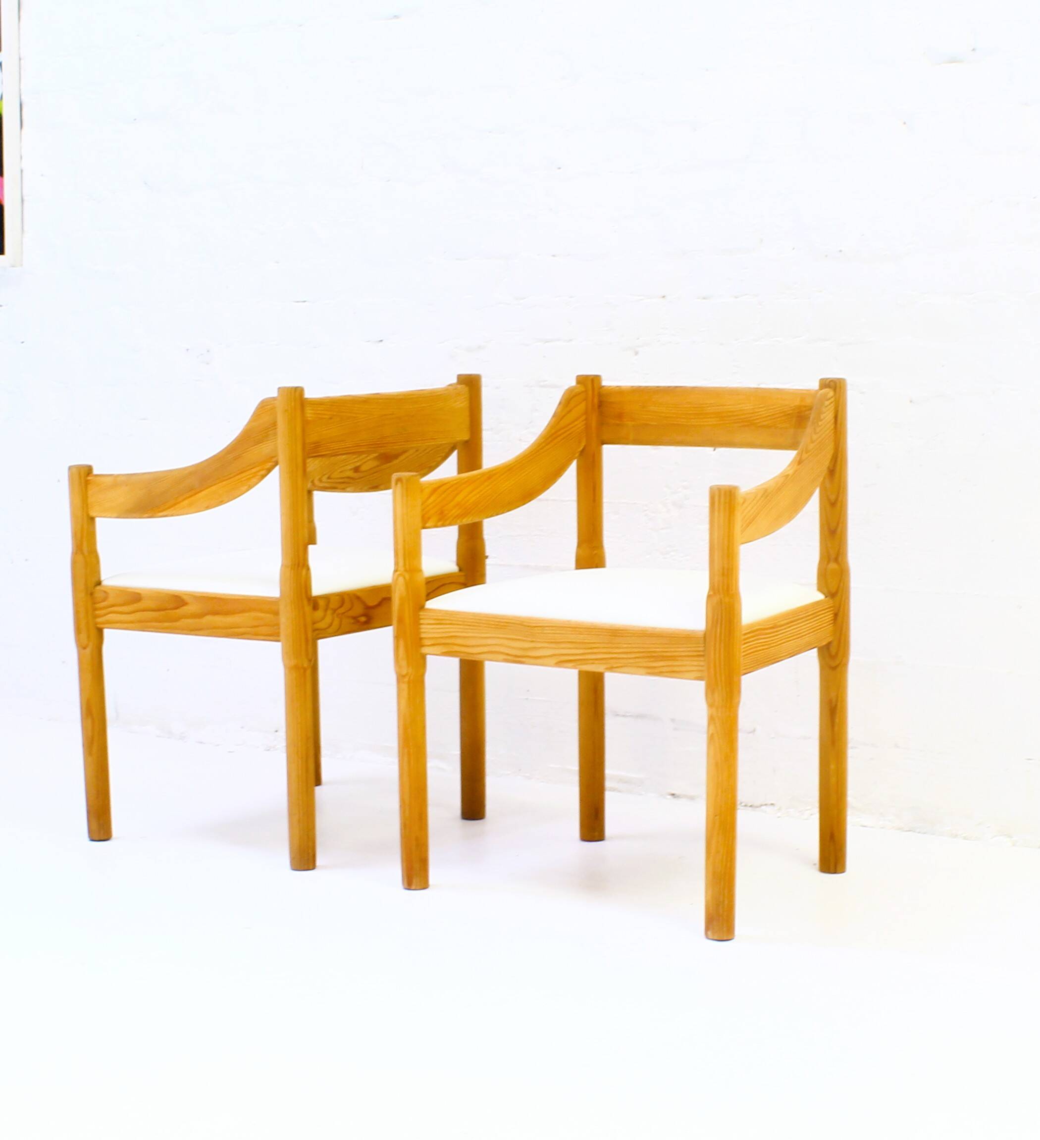 4 dining chairs "Carimate" by Vico Magistretti for Cassina,