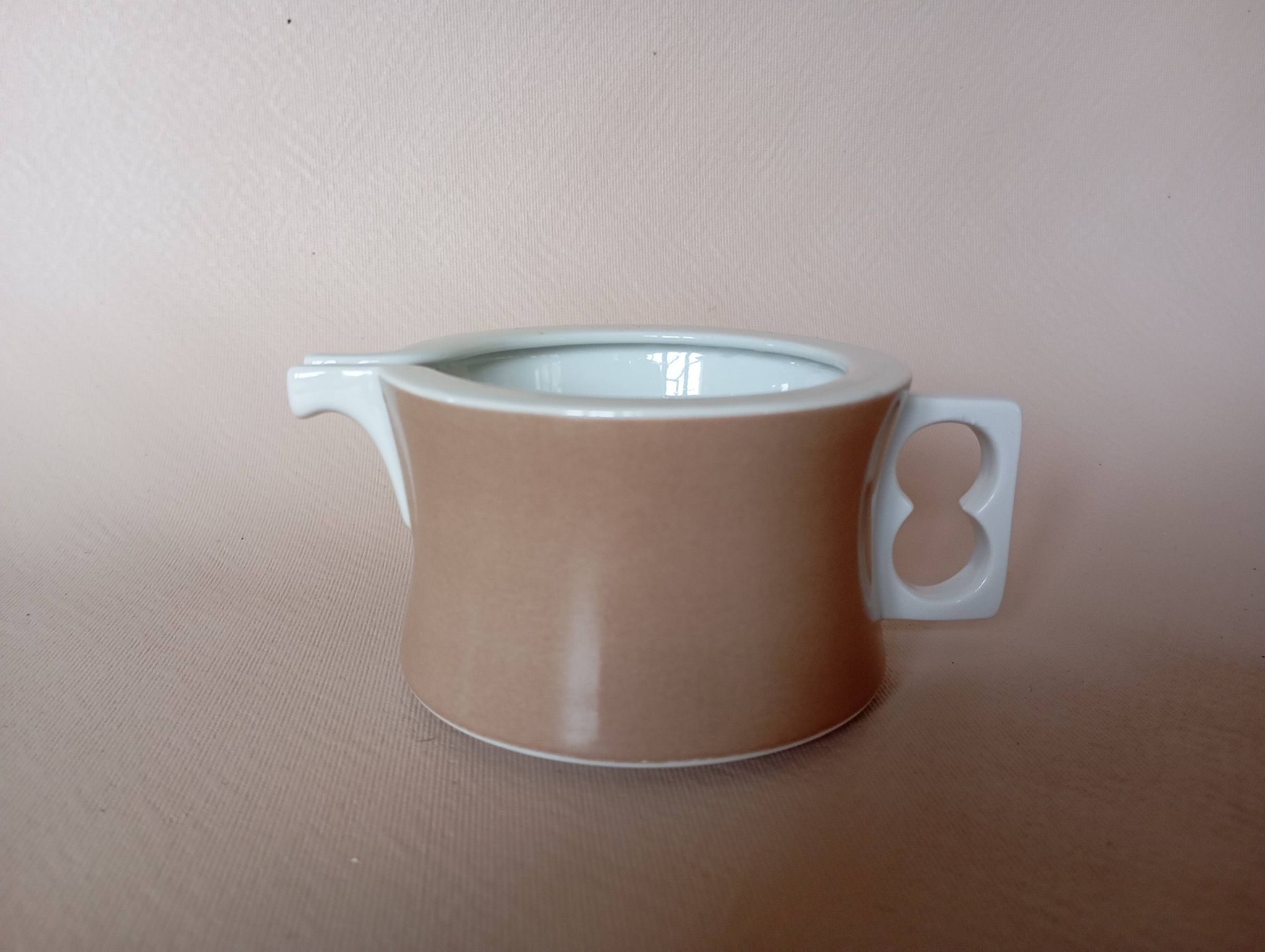 Pot à lait Arzberg Chromatics Graubeige (Gerald Gulotta)