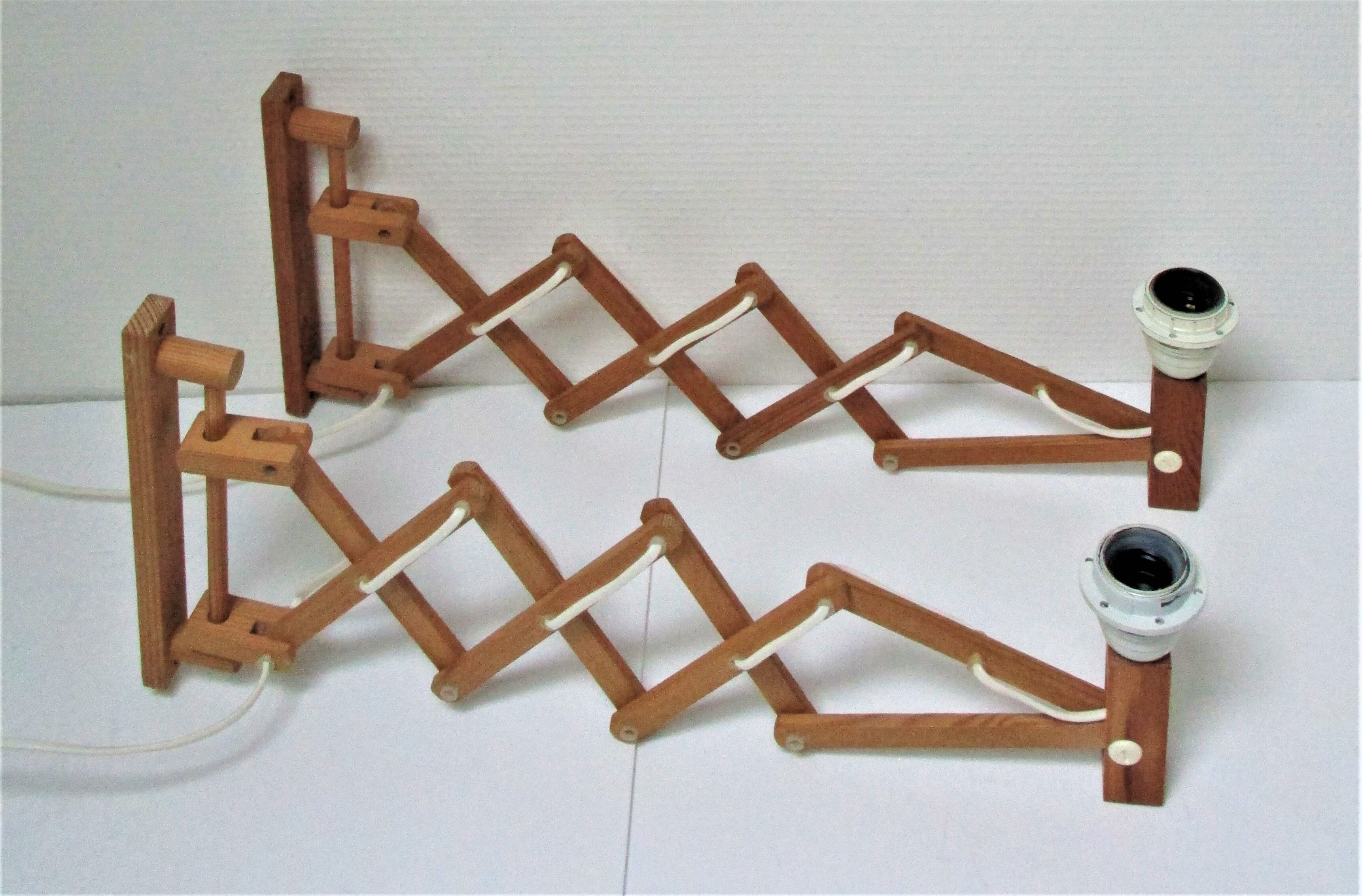 Paire d'appliques bois extensibles design scandinave vintage