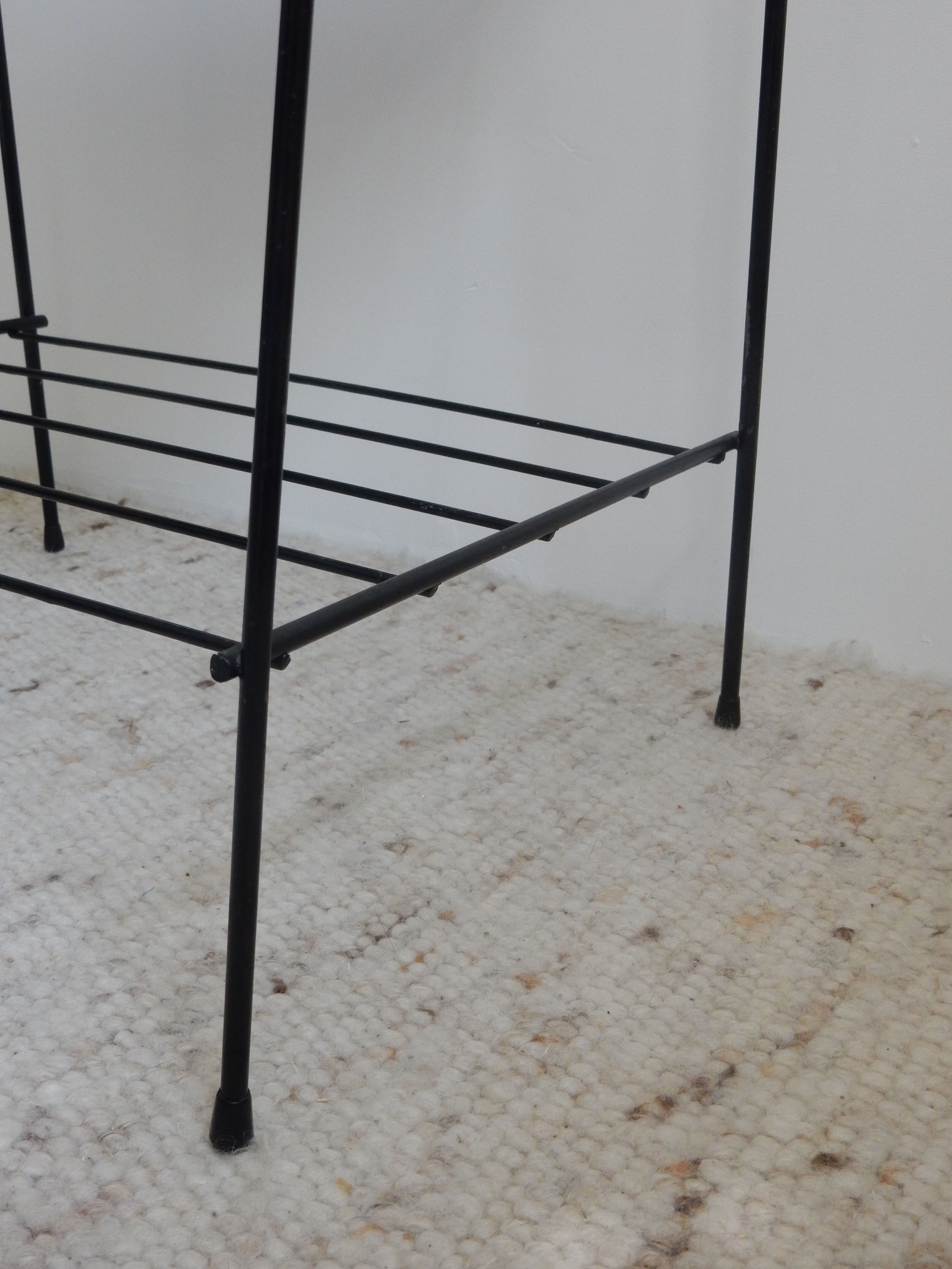 Wood and metal auxiliary furniture