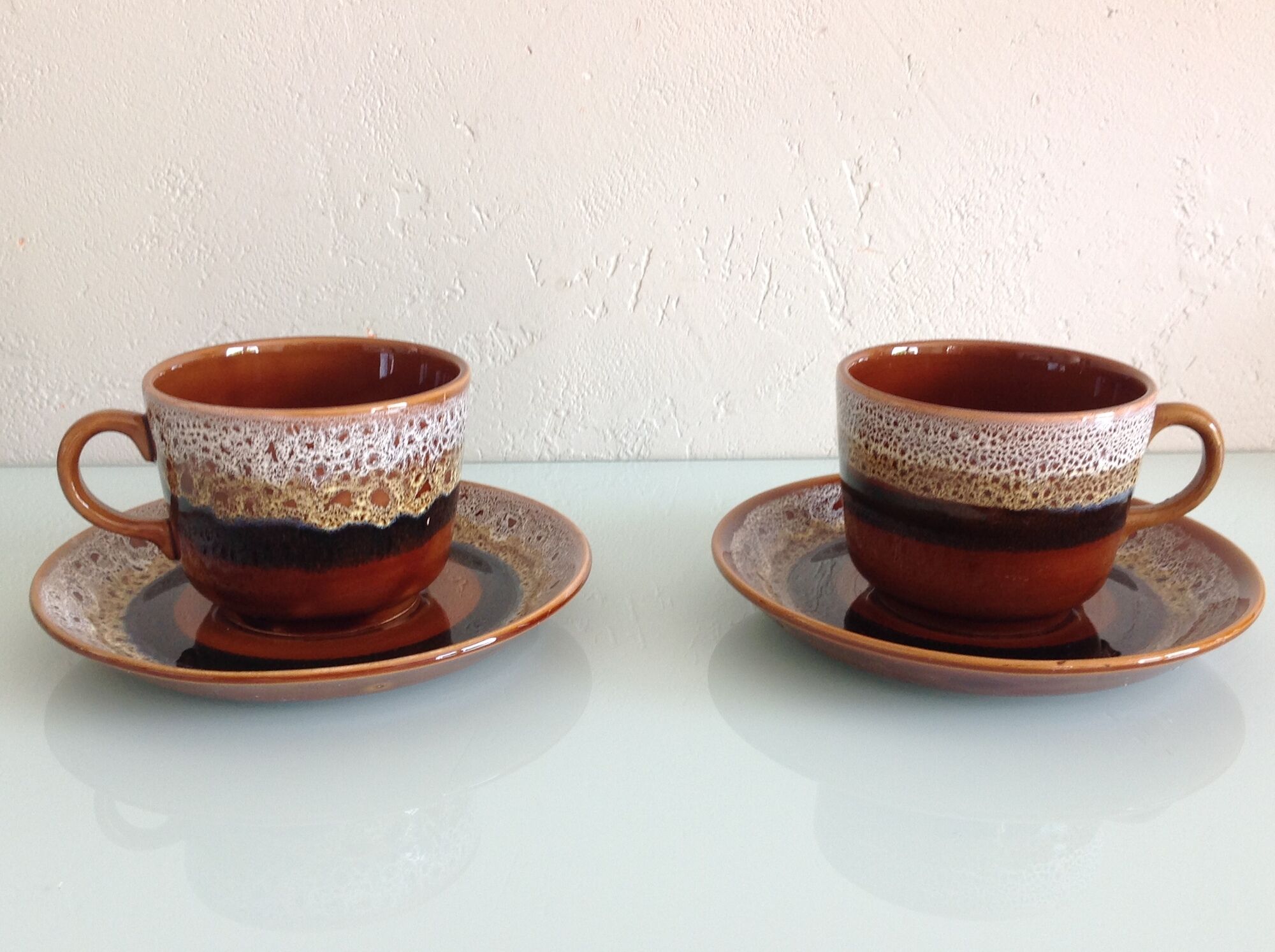 Two cups with saucers decor Hawai des Faienceries de Sarreguemines vintage 60s-70s
