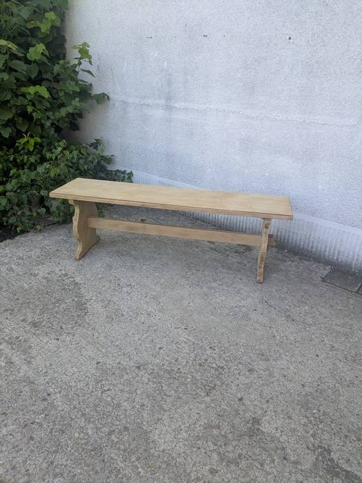 Farm bench
