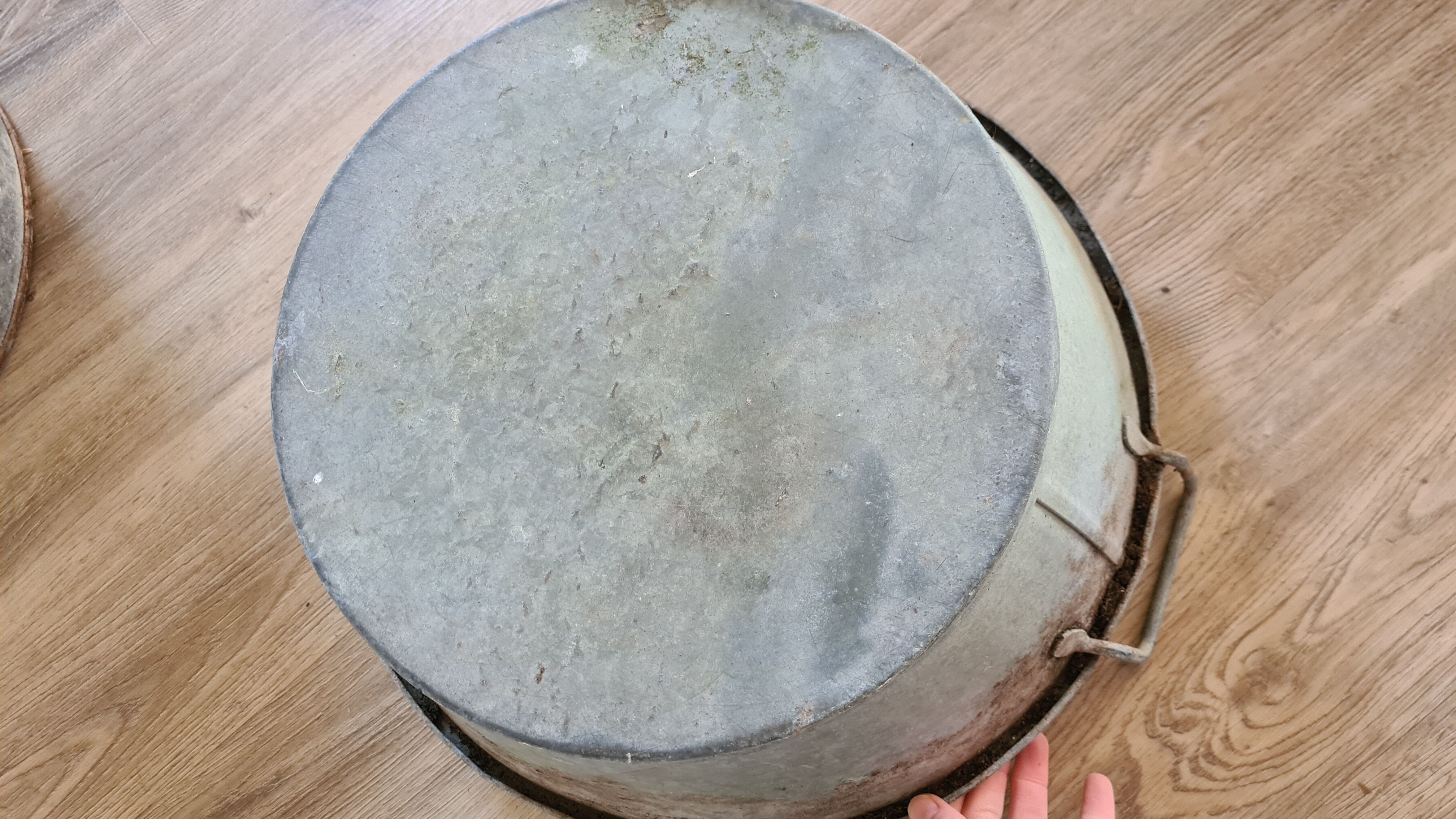 Old zinc basin diameter 44 cm