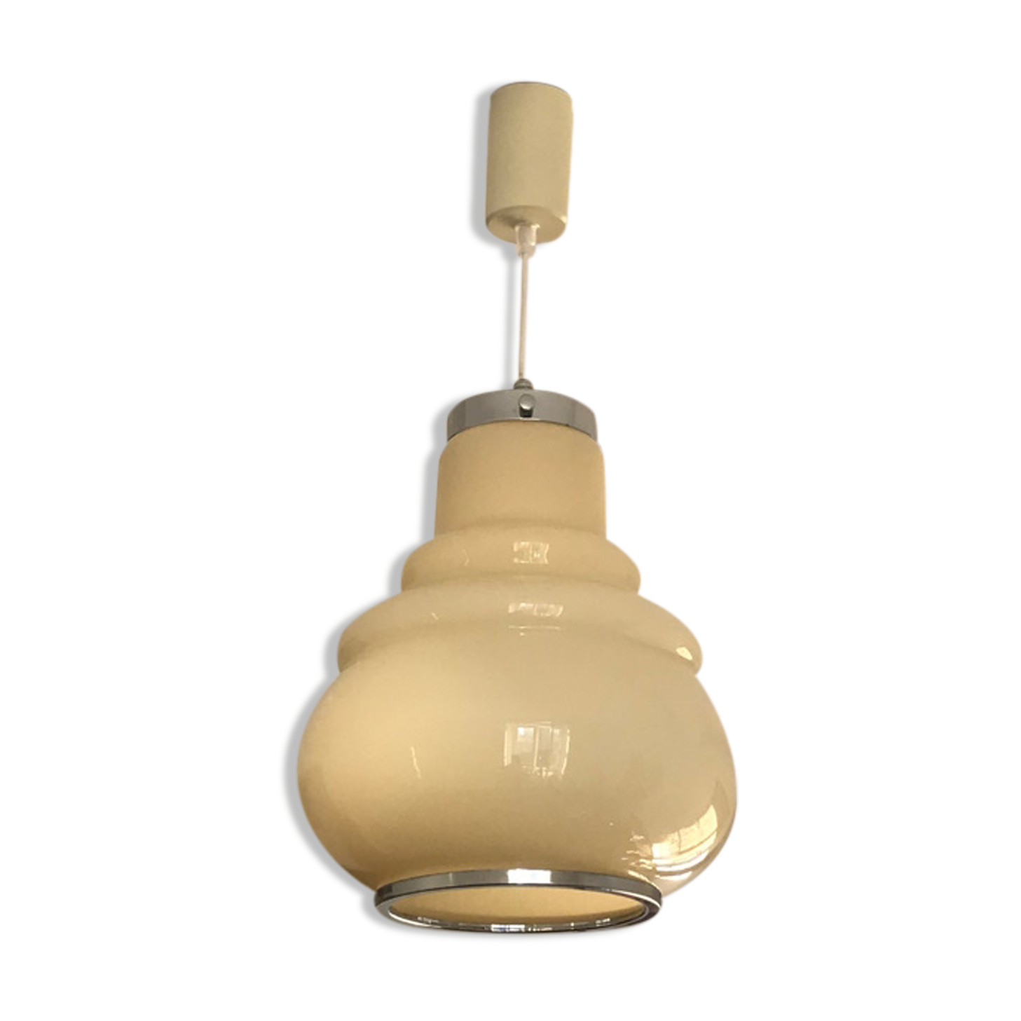 Suspension globe opaline cream