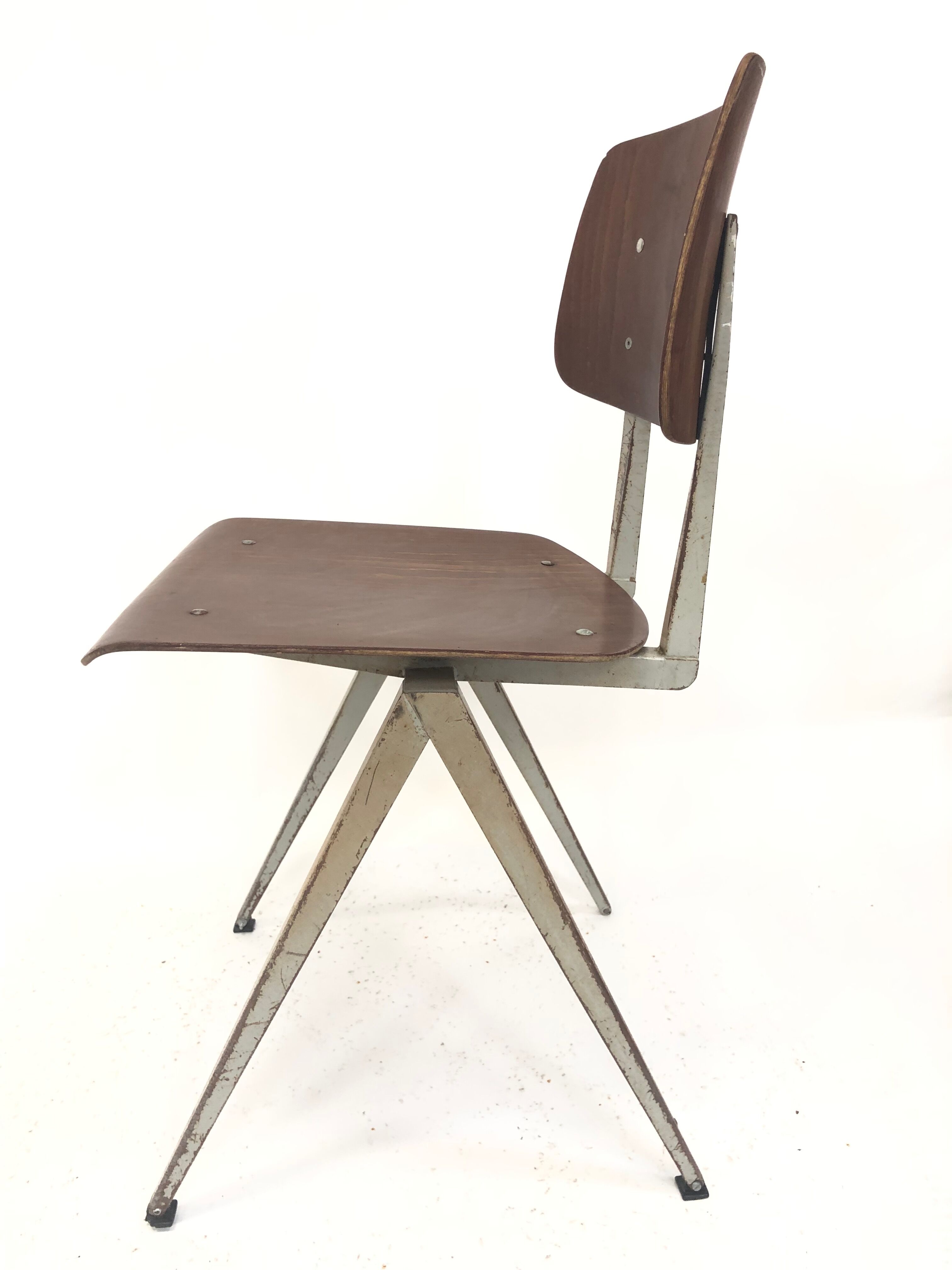 Chair Galvanitas S16