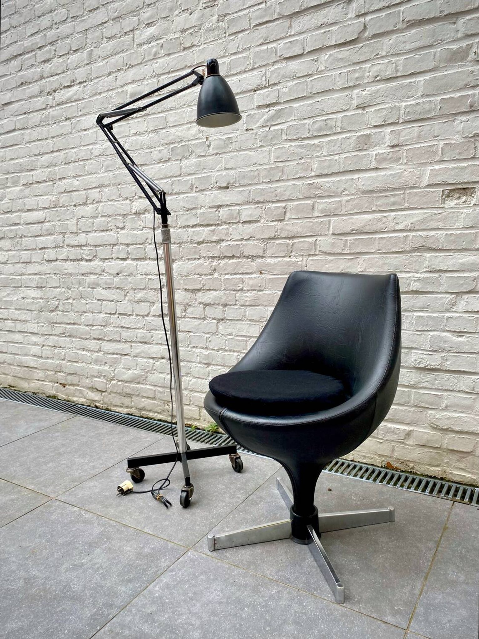 Polaris armchair by Pierre Guariche for Meurop 1960