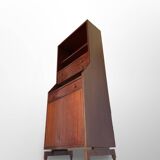 Italian wood and veneered mahogany bookcase, 1960s.