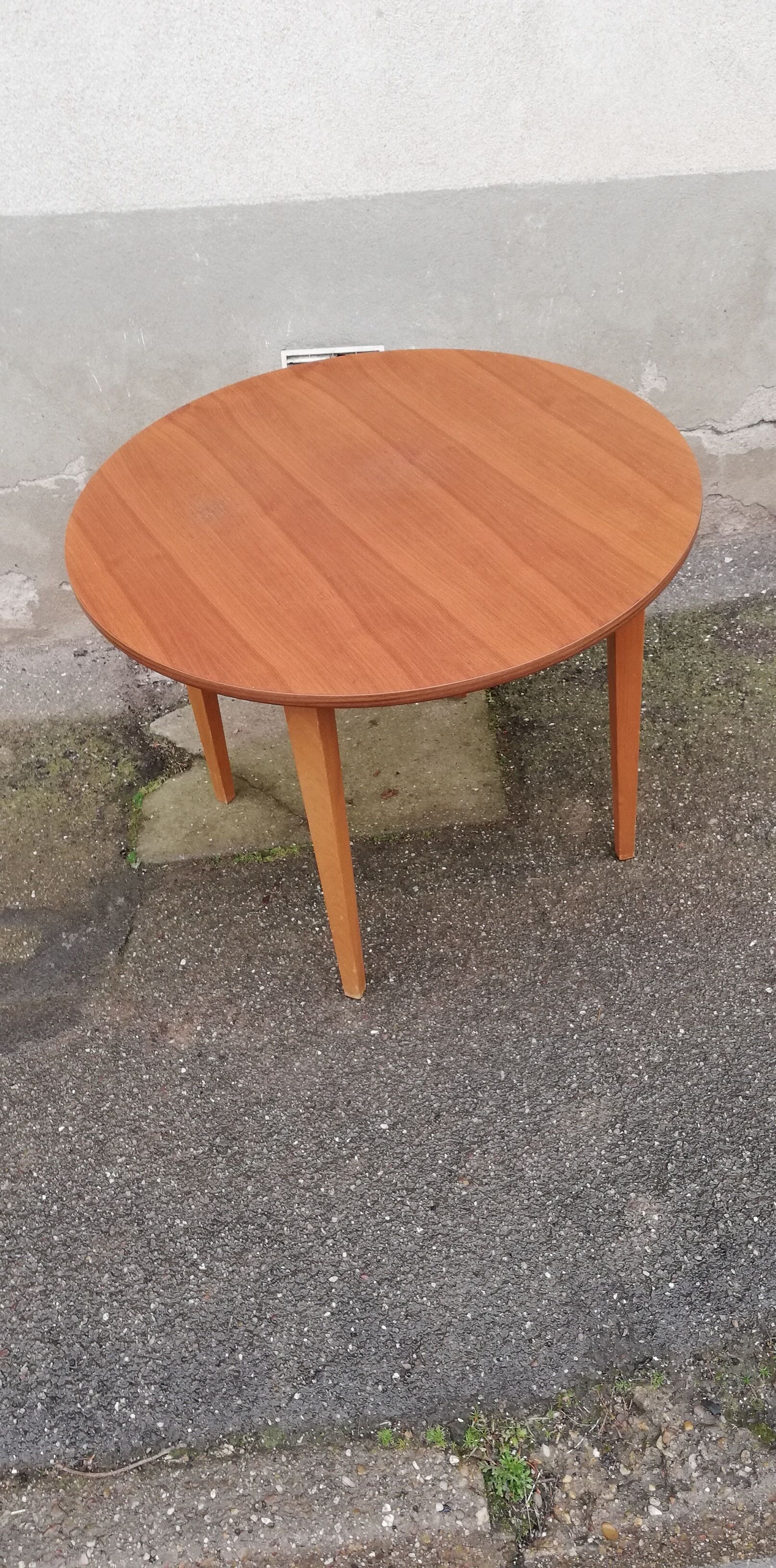 Vintage side table light wood