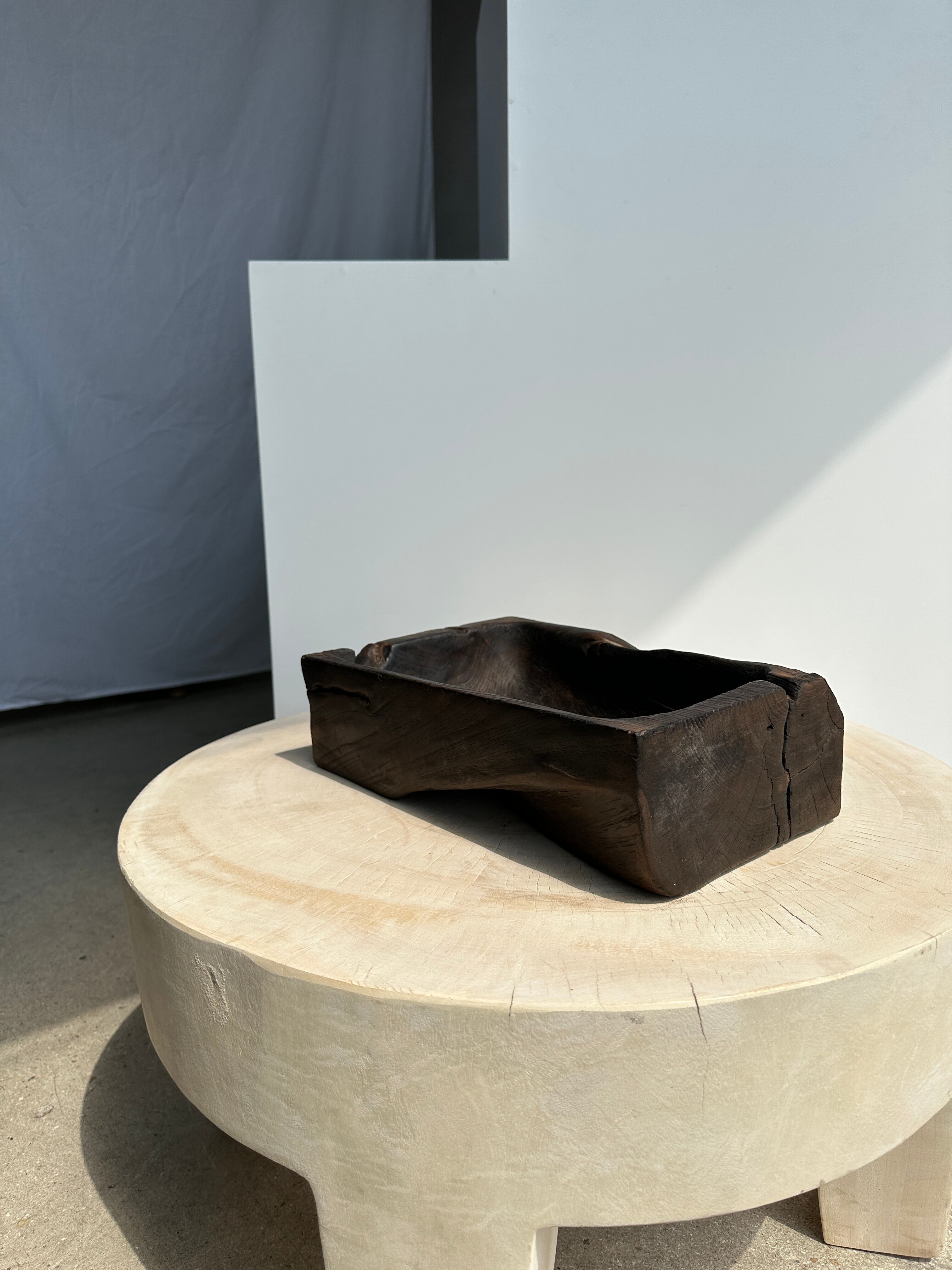 Asian teak empty pocket