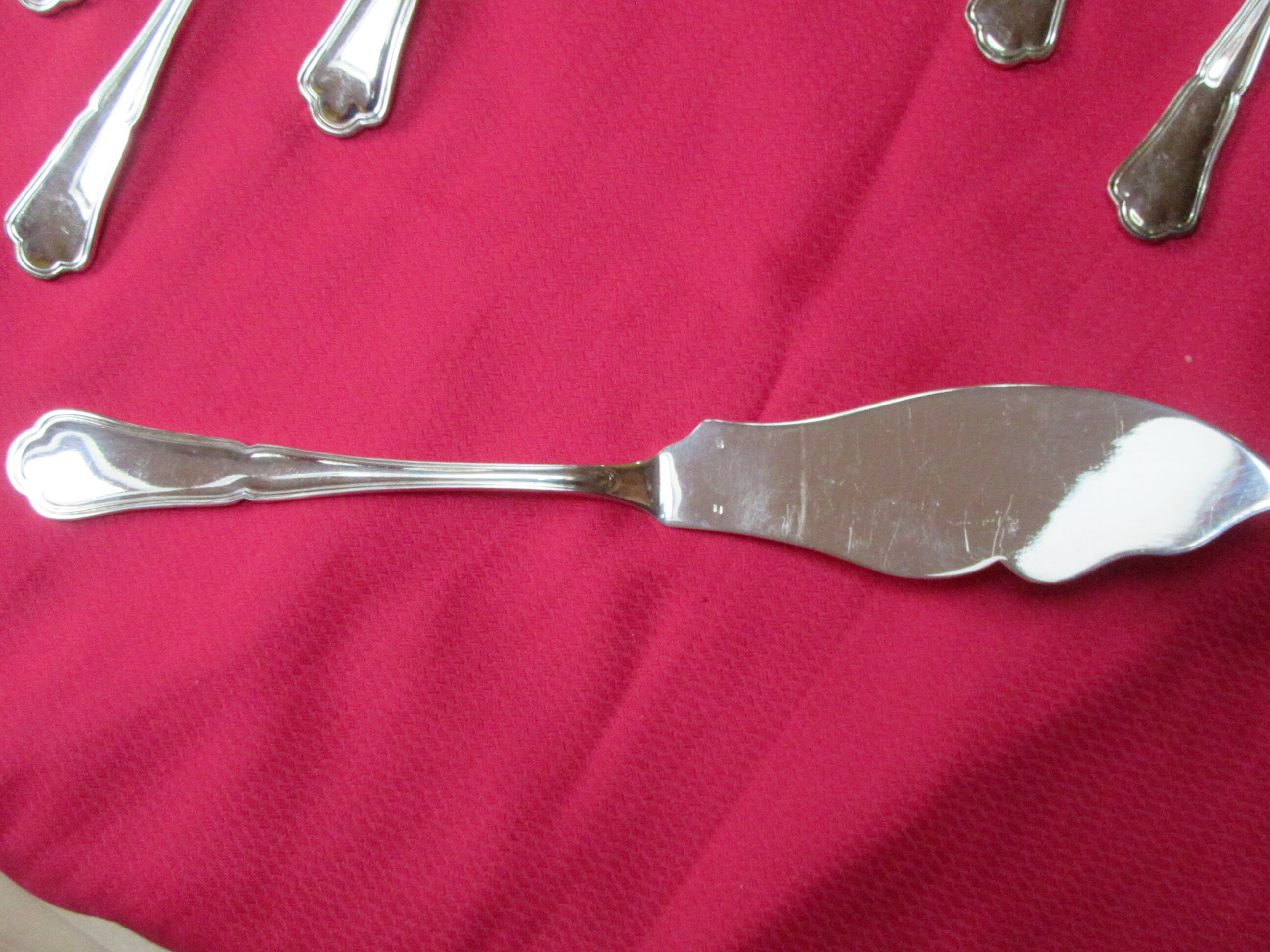 Silver metal fish service ercuis- model contours victoria