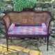 petite banquette ou Love  Seat en Acojou Vers 1860