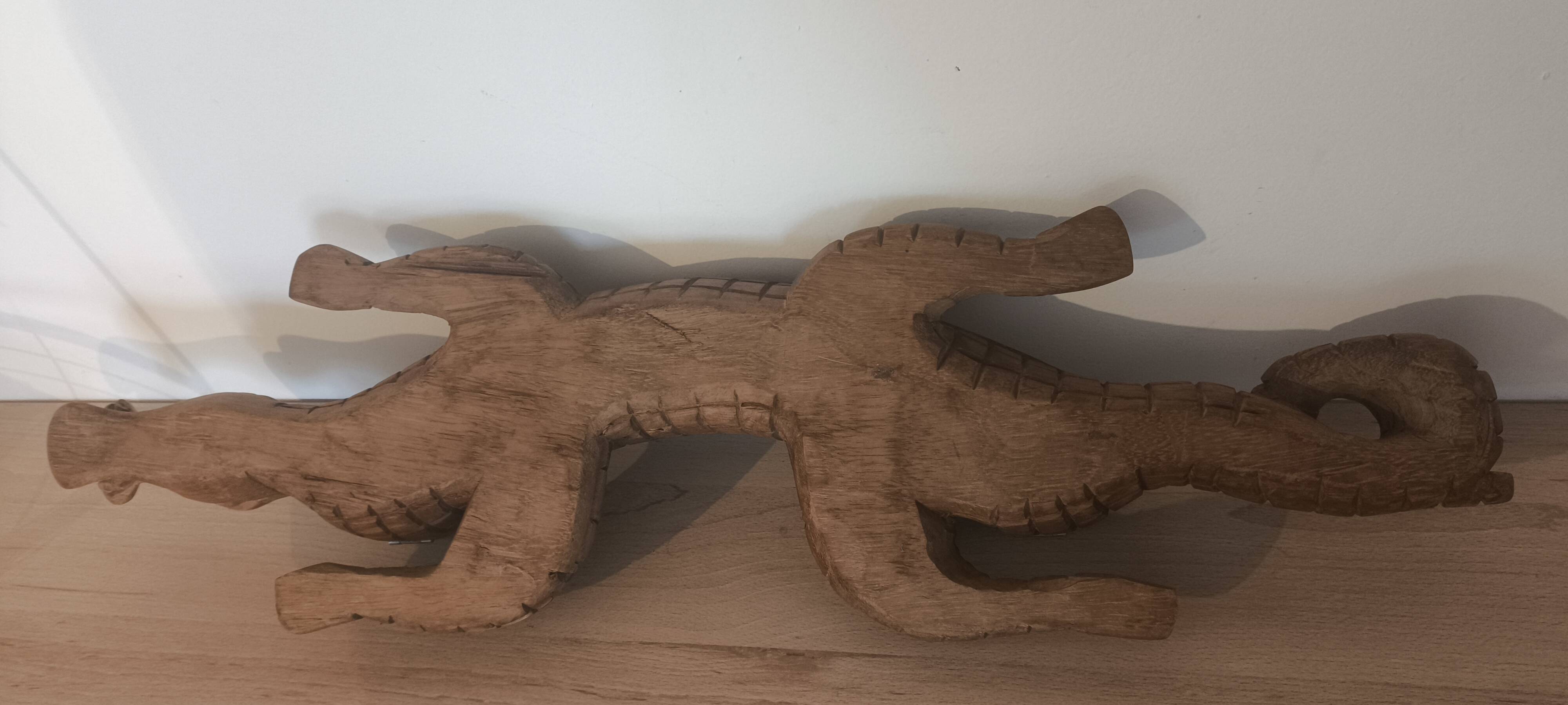 Sculpture crocodile Awalé in wood - African art craftsmanship (74 cm)