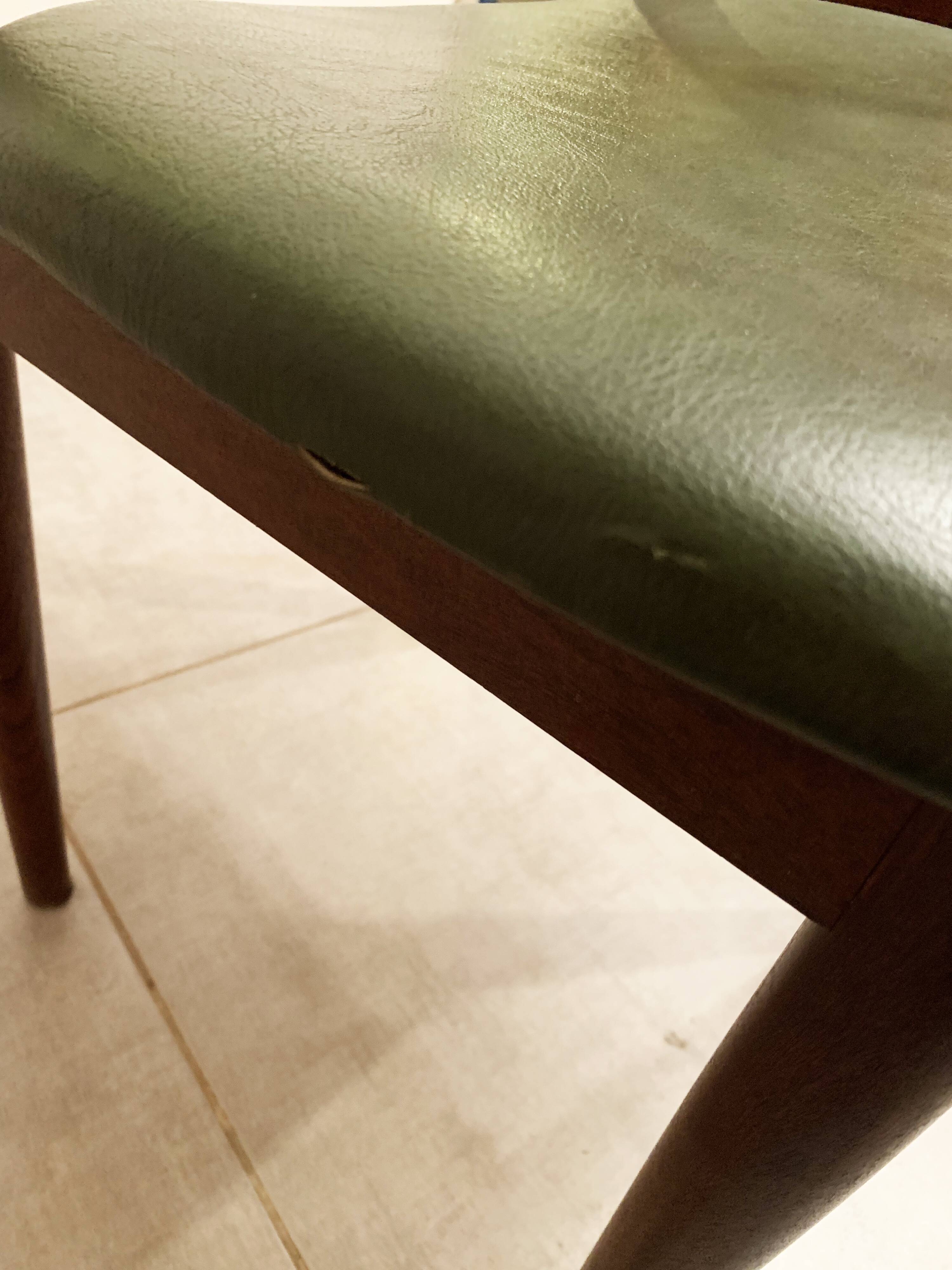 Ensemble de 6 chaises danoises de Hans Olsen pour le fabricant Frem Røjle
