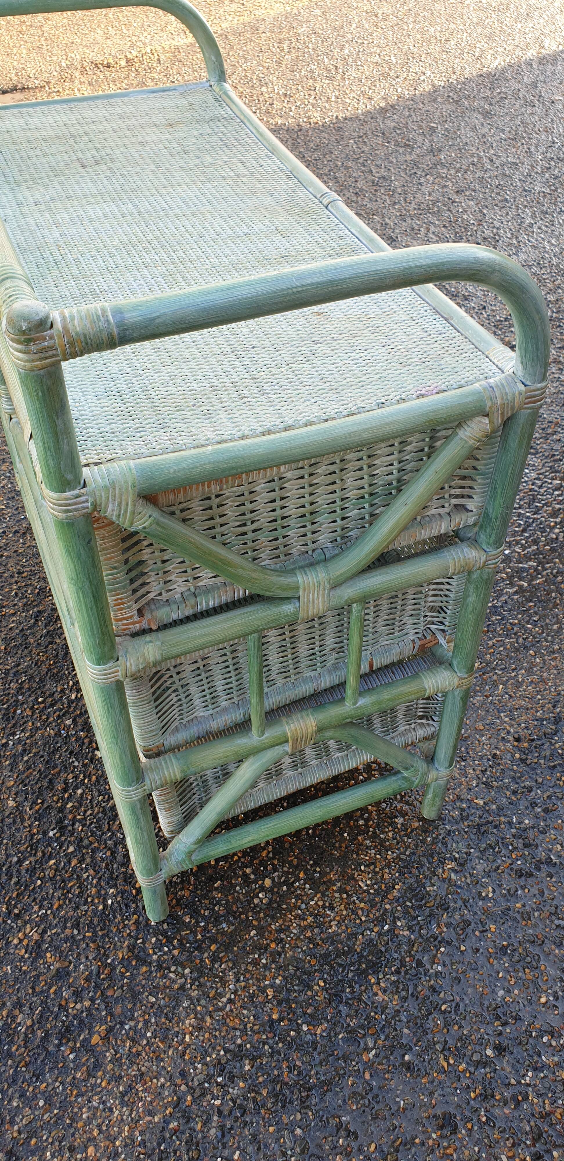 Commode Rotin