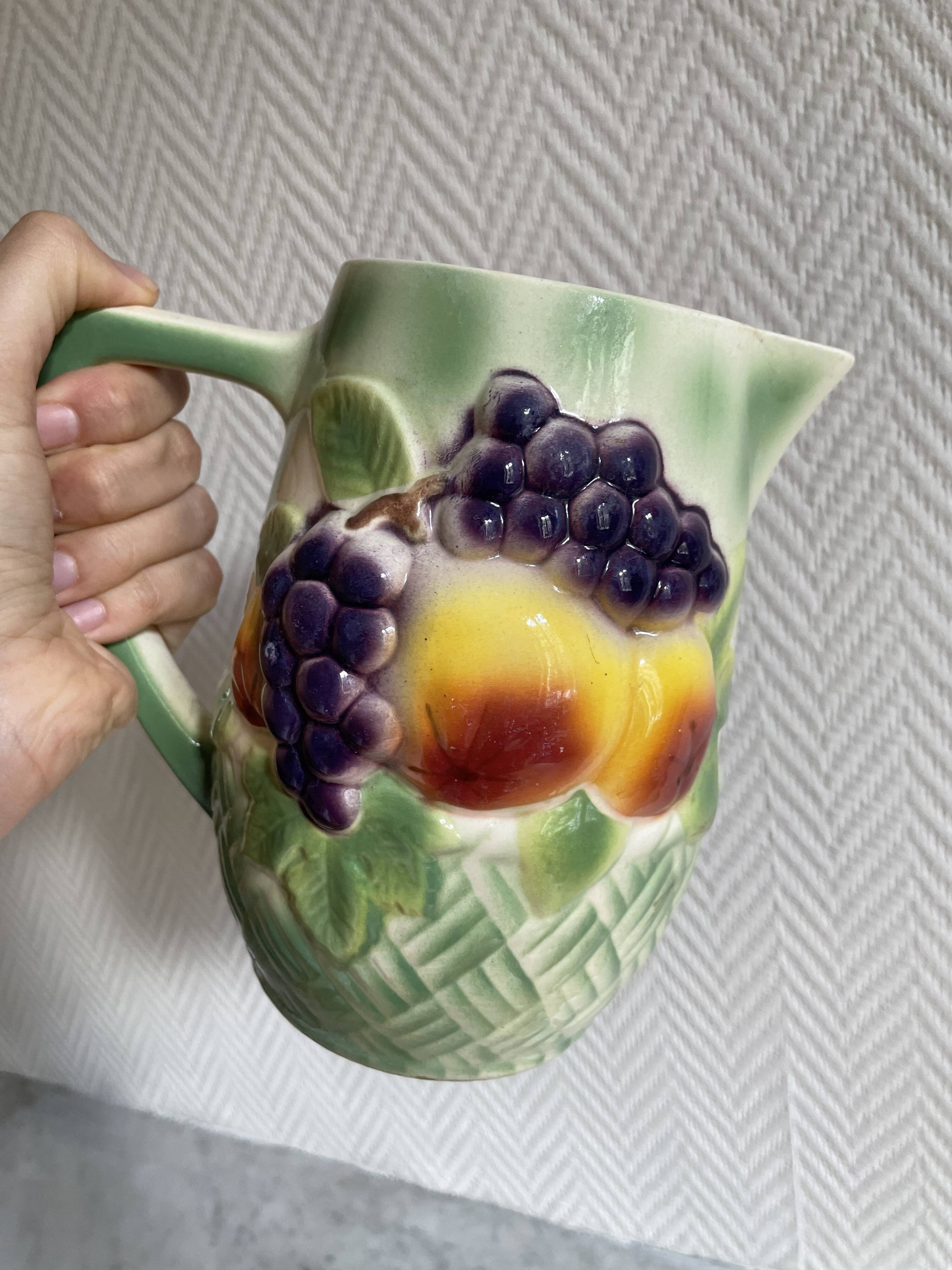 Saint Clément slush pitcher fruit grape apple