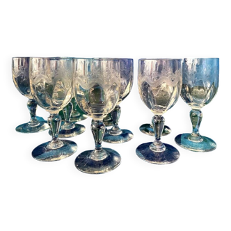 SUITE DE 10 VERRES A LIQUEUR EN VERRE DE VIERZON MODELE EMMA