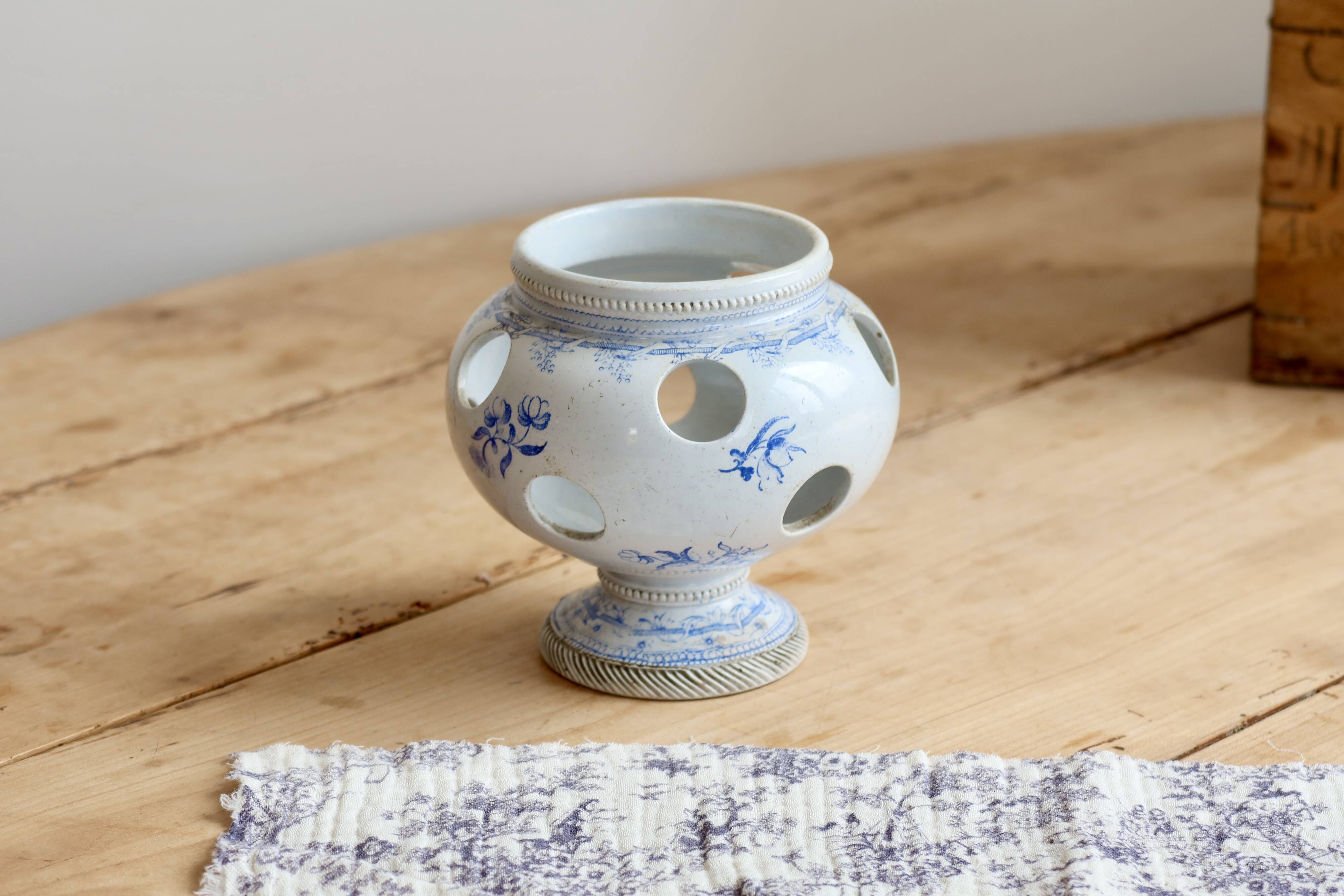 Old crocus pot in blue earthenware | Saint-Uze flower holder in REVOL style