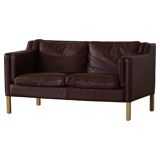 Stouby Møbelfabrik, two-seater sofa in mid-century style in brown leather, 1970s.