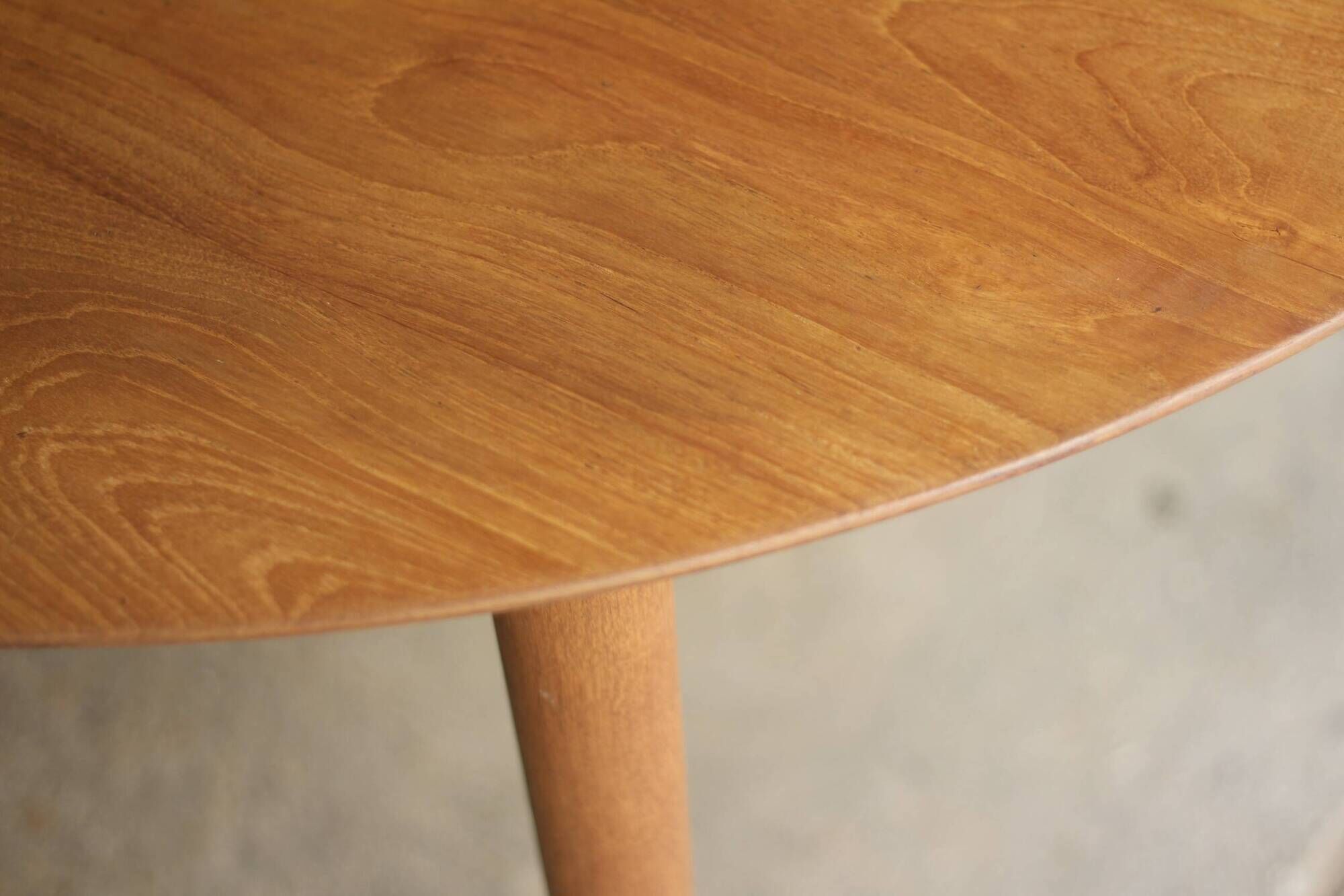Succession LACOSTE: extendable table 311 by Borge Mogensen, 1950s/60s.