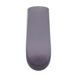Vase en cristal violet