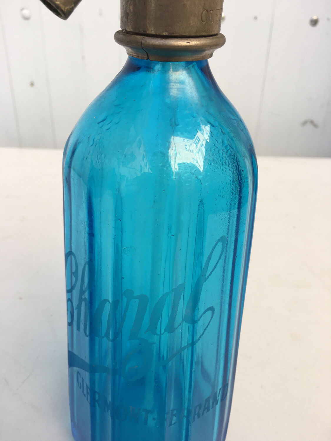 Siphon bleu en verre