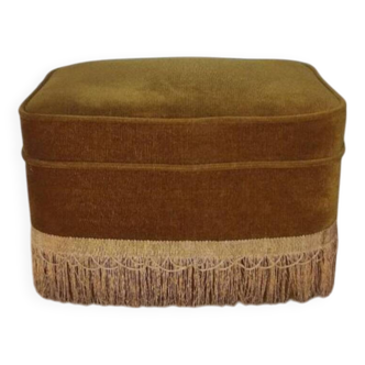 Toad pouf