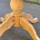 Extendable round dining table with central leg, renovated in solid wood, 200cm