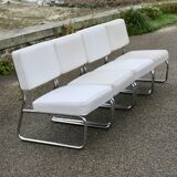 4 chauffeuses formant canapé modulable. acier, simili-cuir, années 70