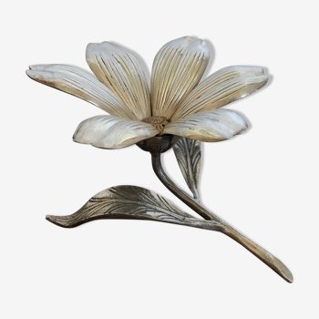 Cendrier fleur en métal argenté vintage
