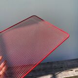 Rectangular tray in red metal mesh 1980