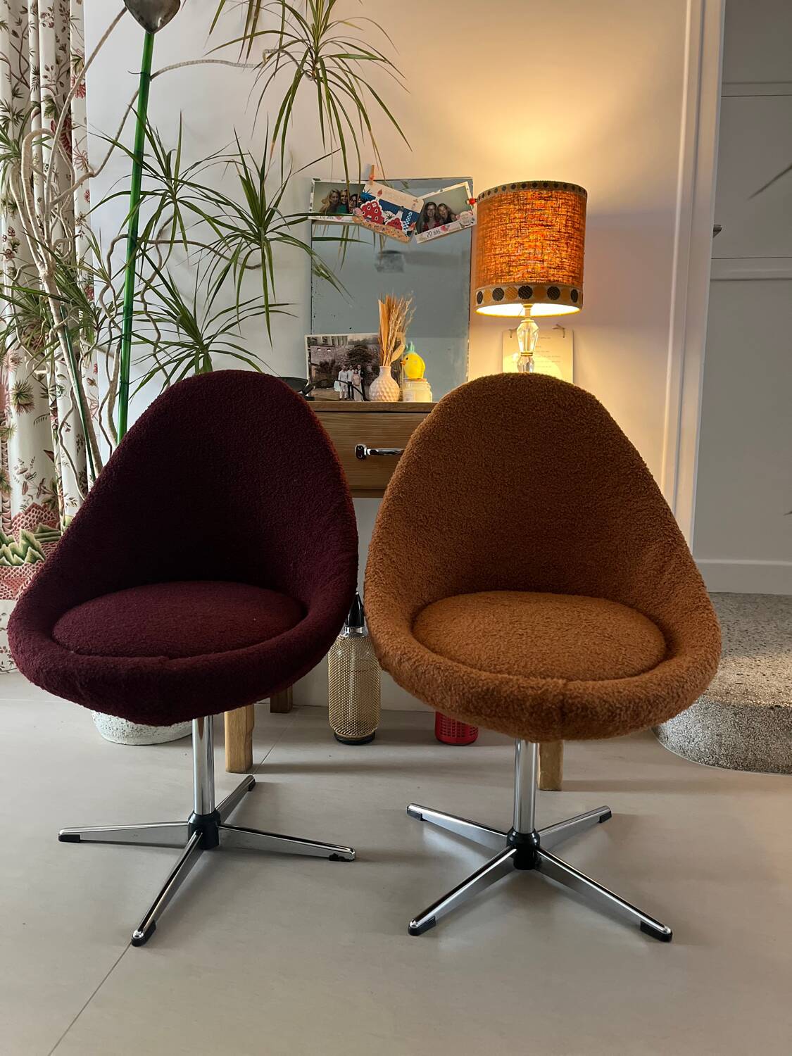 Pair of vintage 1970s swivel egg chairs